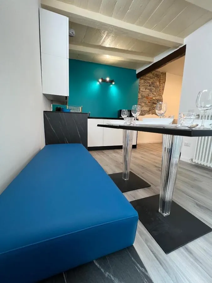 Blue Sapphire Como Cozy Flat In Center Of City Apartment